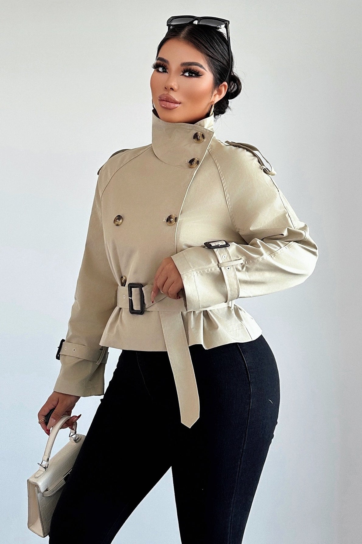 Gracefully Styled Jacket for Any Occasion