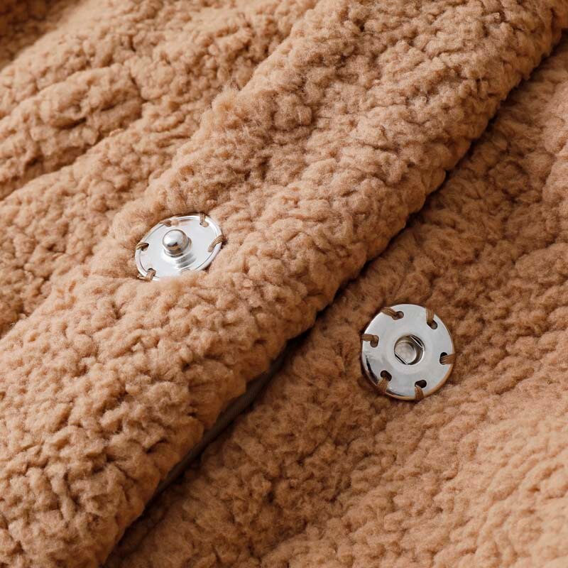 Classic Vintage & Enduringly Stylish Coat