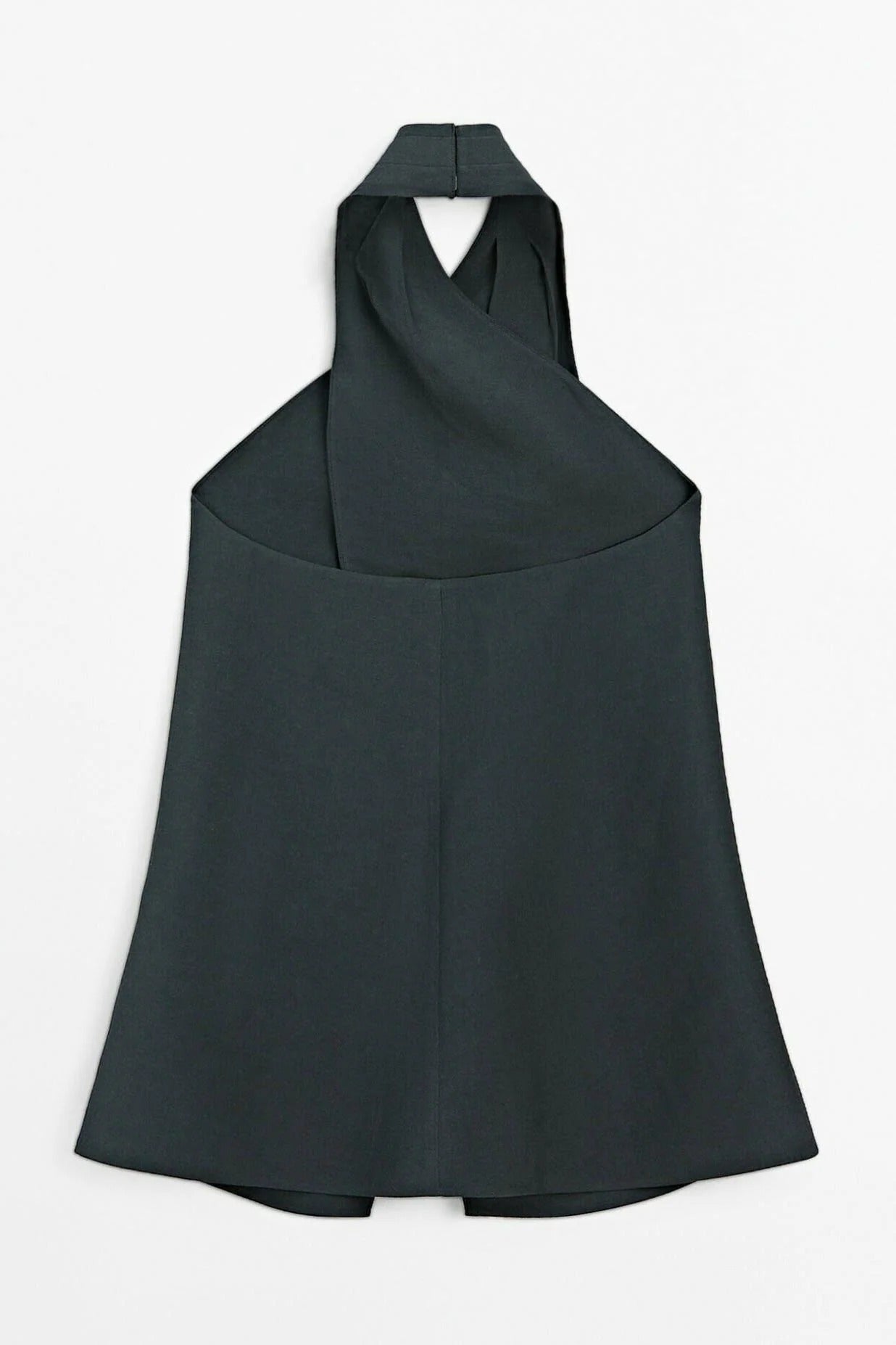 Effortlessly Elegant Top with a Timeless Design