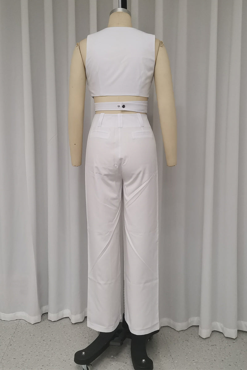 Sophisticated Garment with a Clean Classic Look