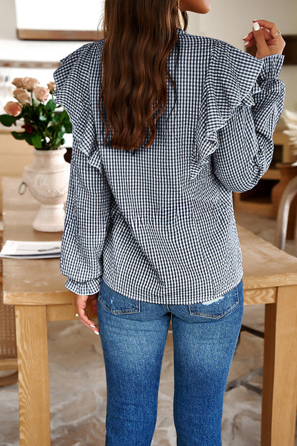 Classic Vintage Shirt with a Flattering Fit