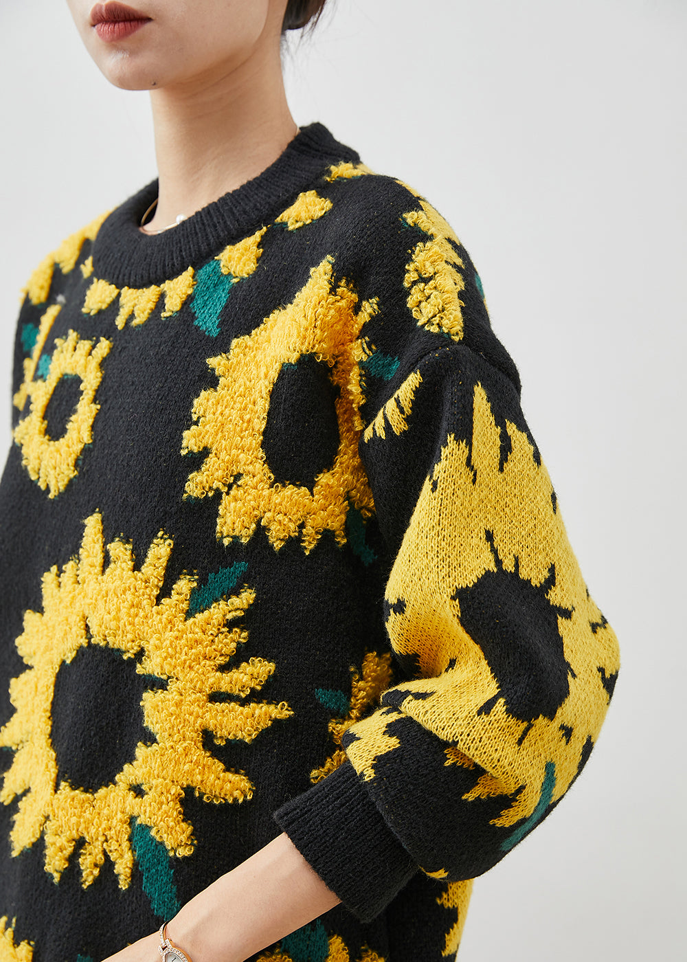 Classic Vintage Sweater with a Flattering Fit