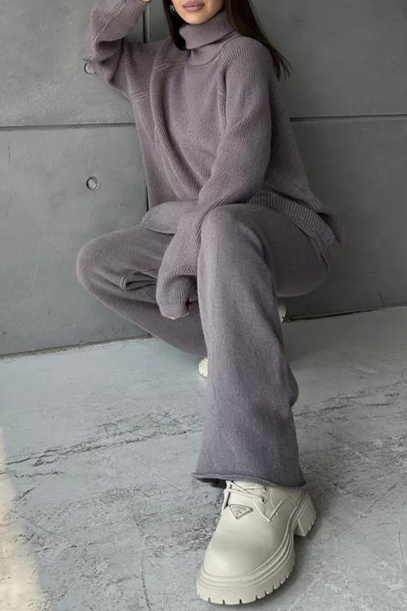 Gracefully Styled Garment for Any Occasion