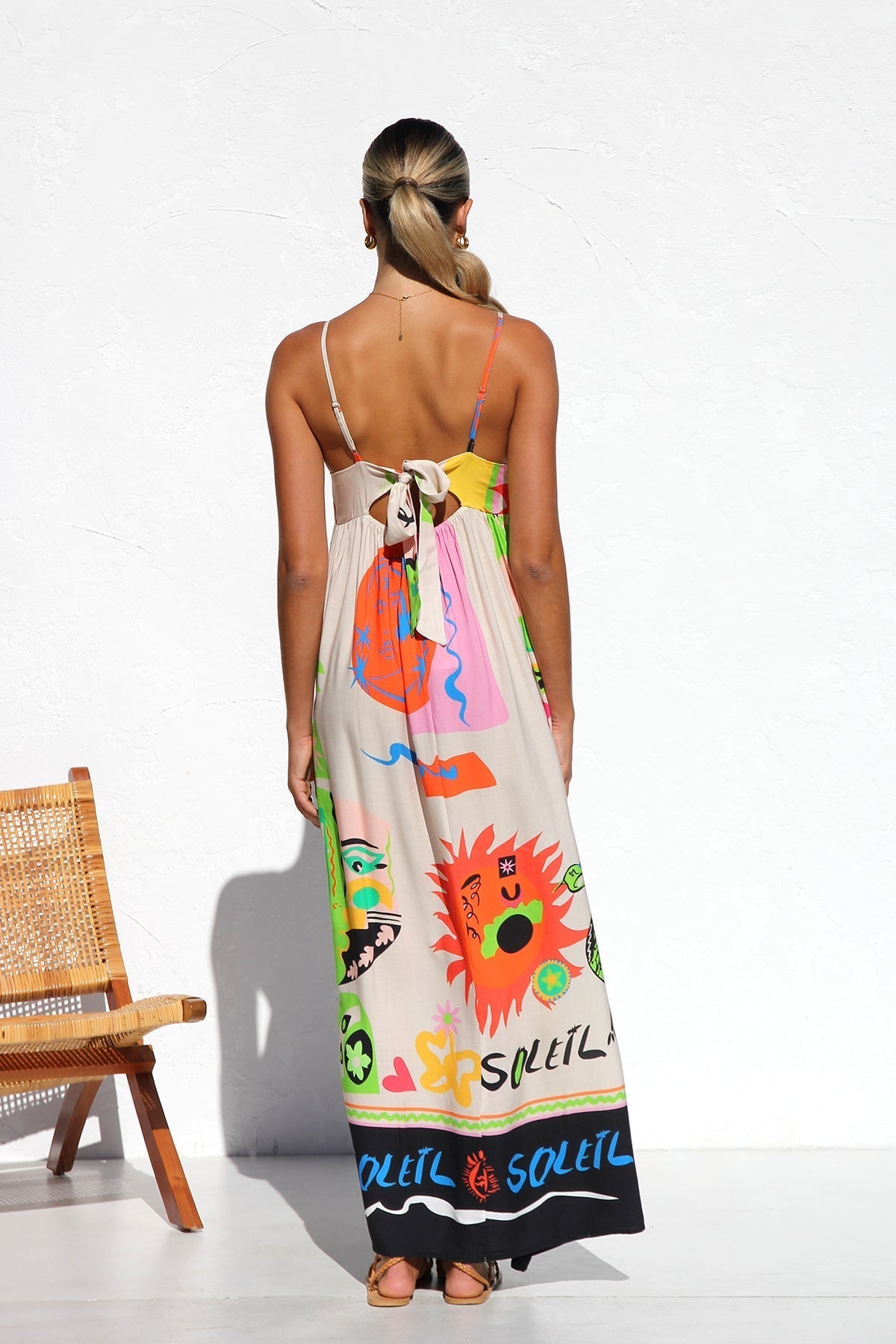 Classic Vintage & Enduringly Stylish Dress