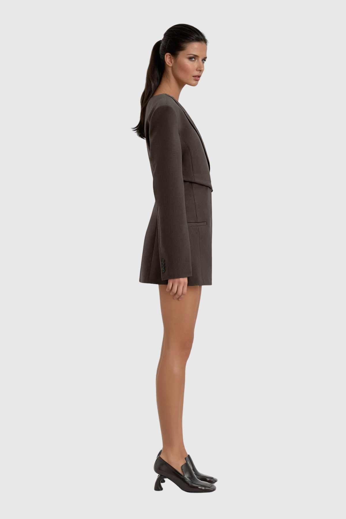 Beautifully Finished Garment in a Timeless Design