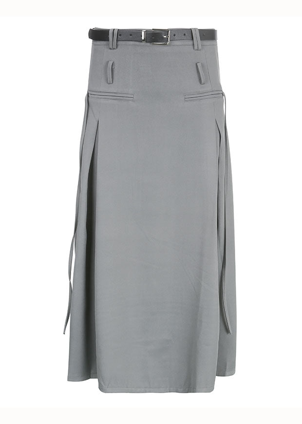 Well Tailored Garment with a Graceful Silhouette