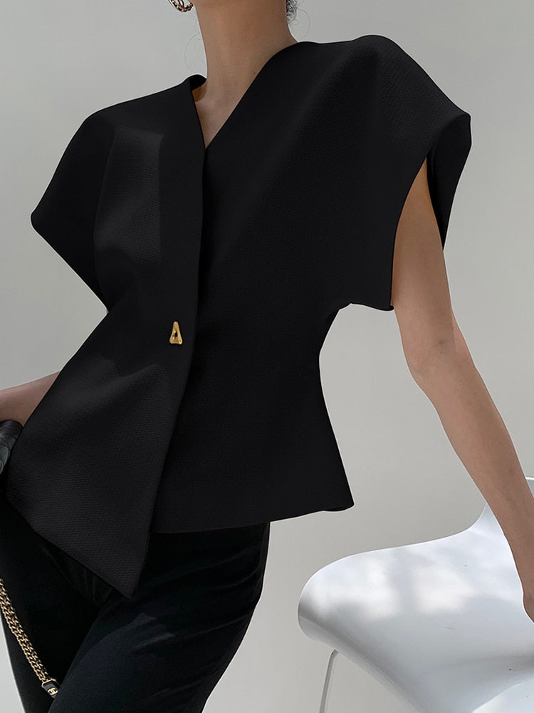 Beautifully Finished Blouse in a Timeless Design