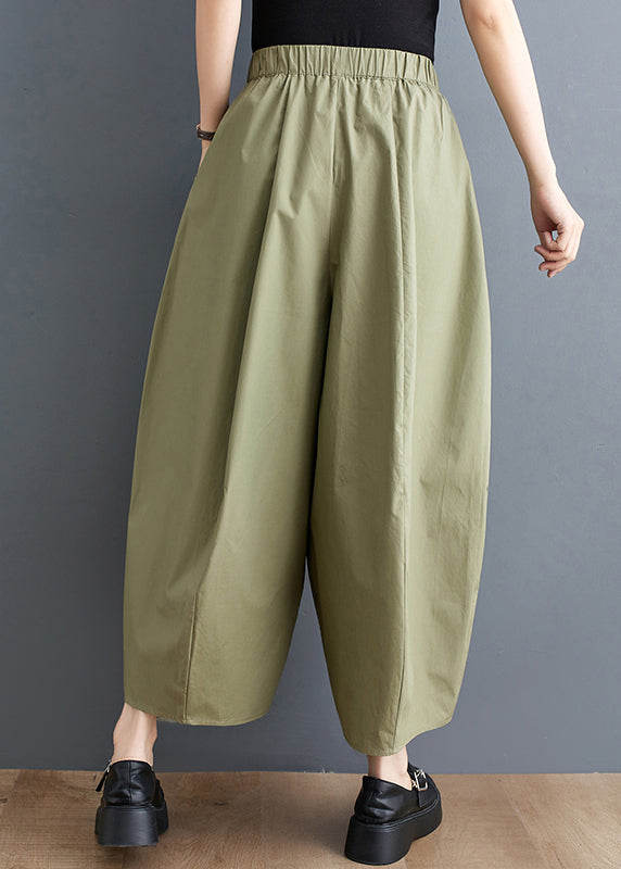 Classic Vintage Pants with a Flattering Fit