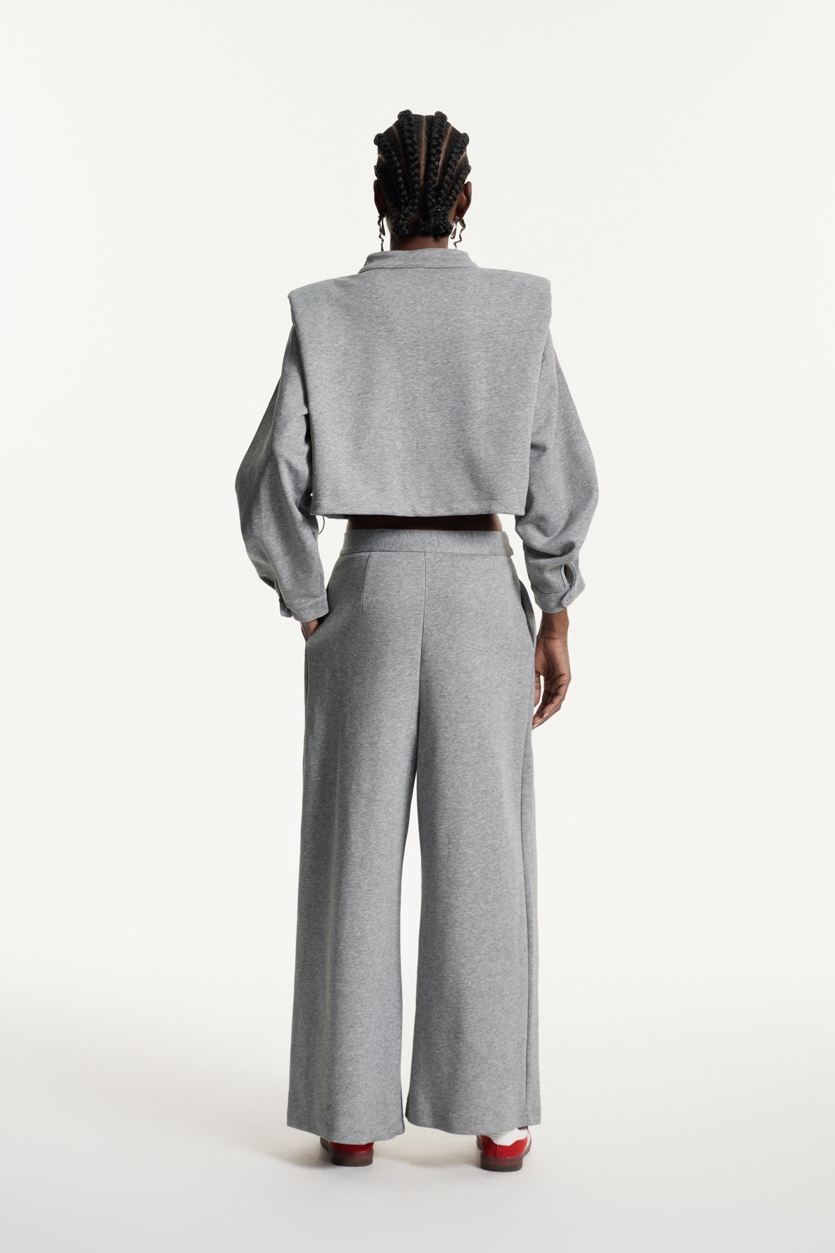 Well Tailored Top with a Graceful Silhouette