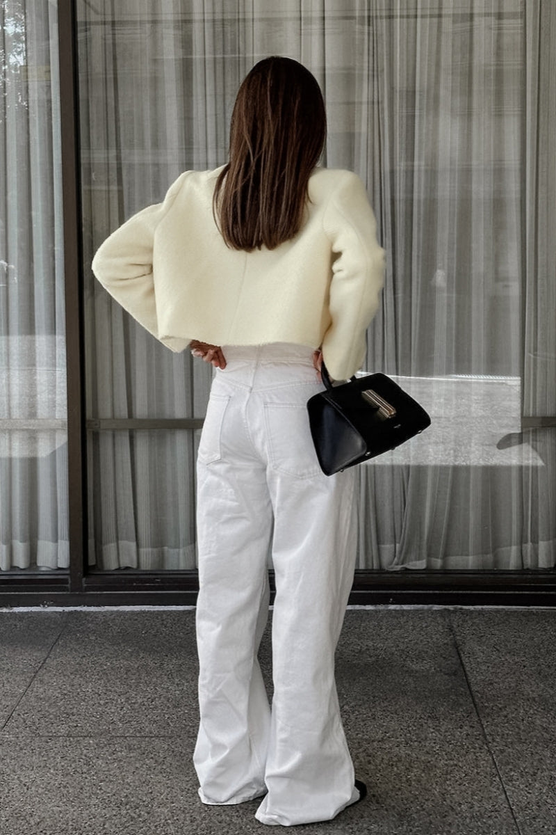 Polished Jacket with an Effortless Classic Look