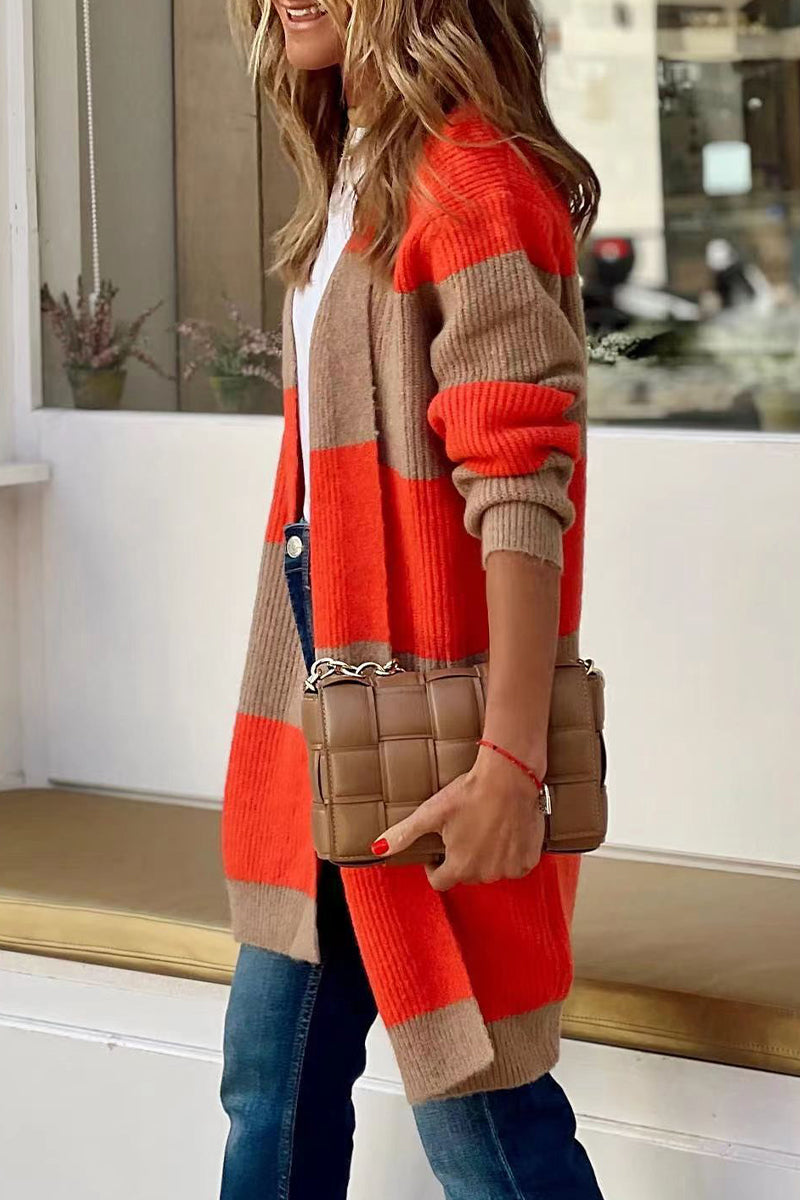 Effortlessly Elegant Cardigan with a Timeless Design