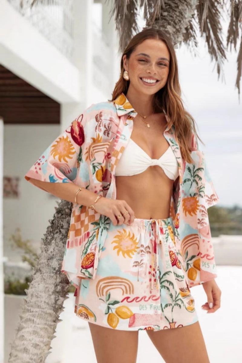 Classic Vintage Shirt with a Flattering Fit