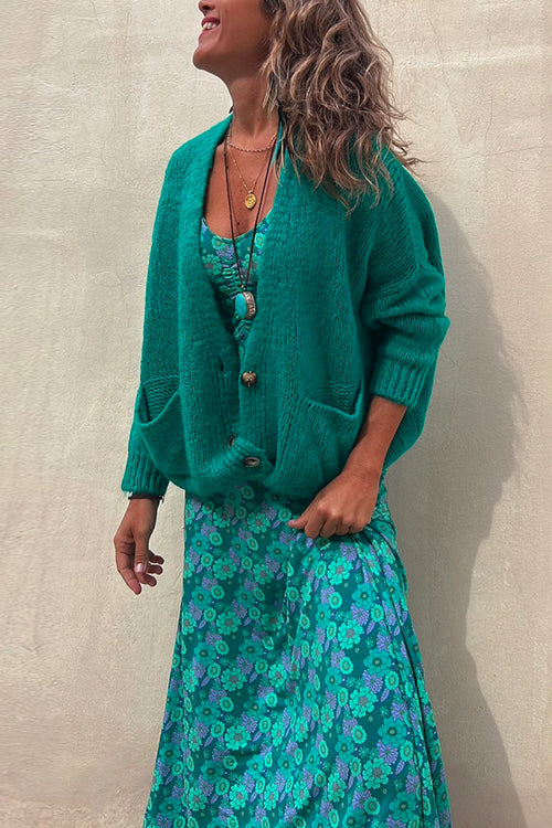 Classic Vintage & Enduringly Stylish Cardigan