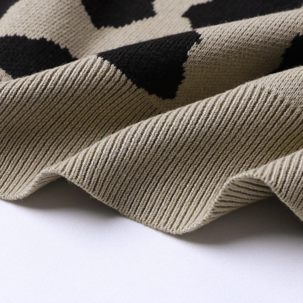 Effortlessly Elegant Cardigan with a Timeless Design