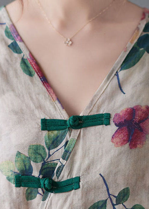 A Vintage Style Shirt with Delicate Timeless Details