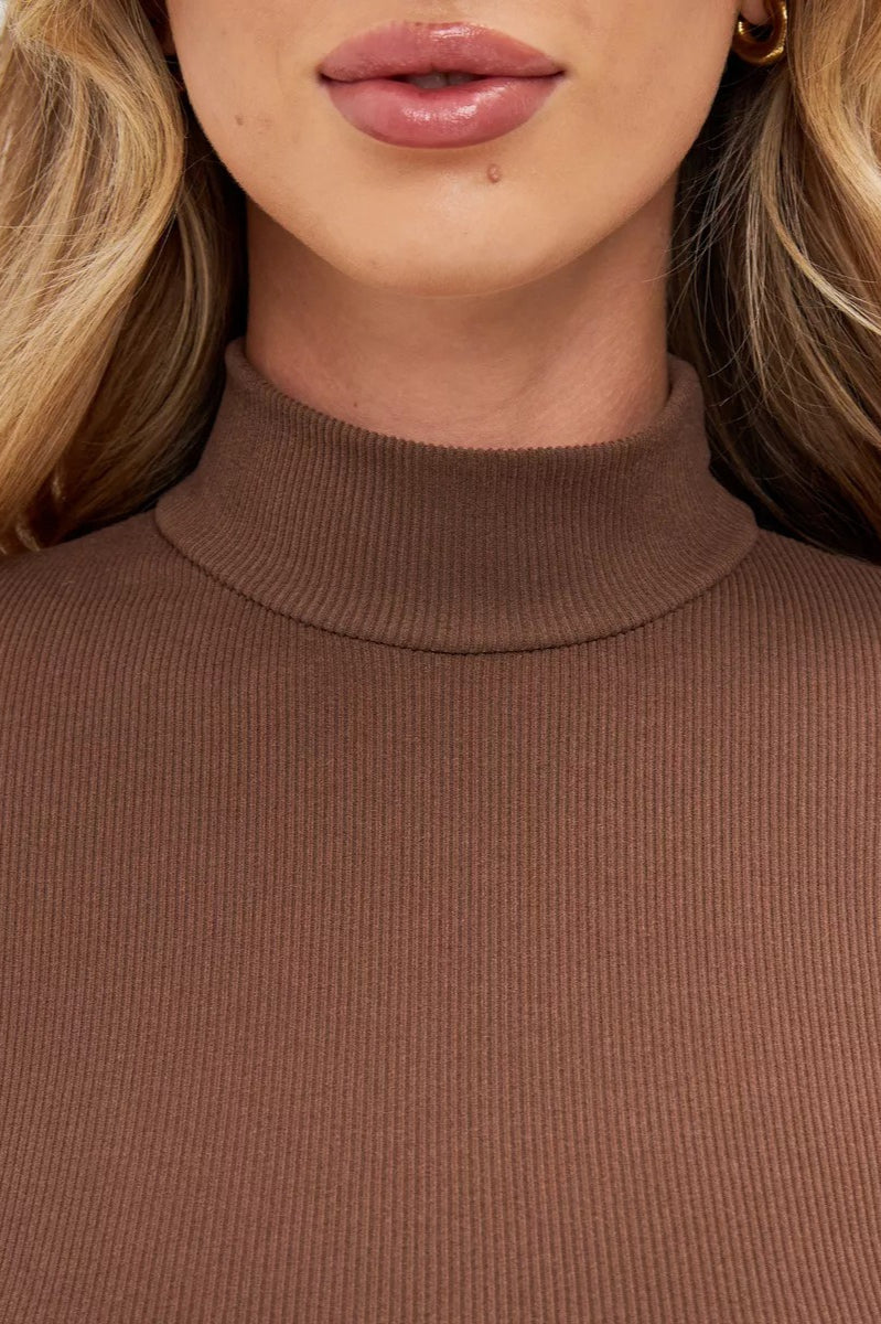Beautifully Finished Sweater in a Timeless Design