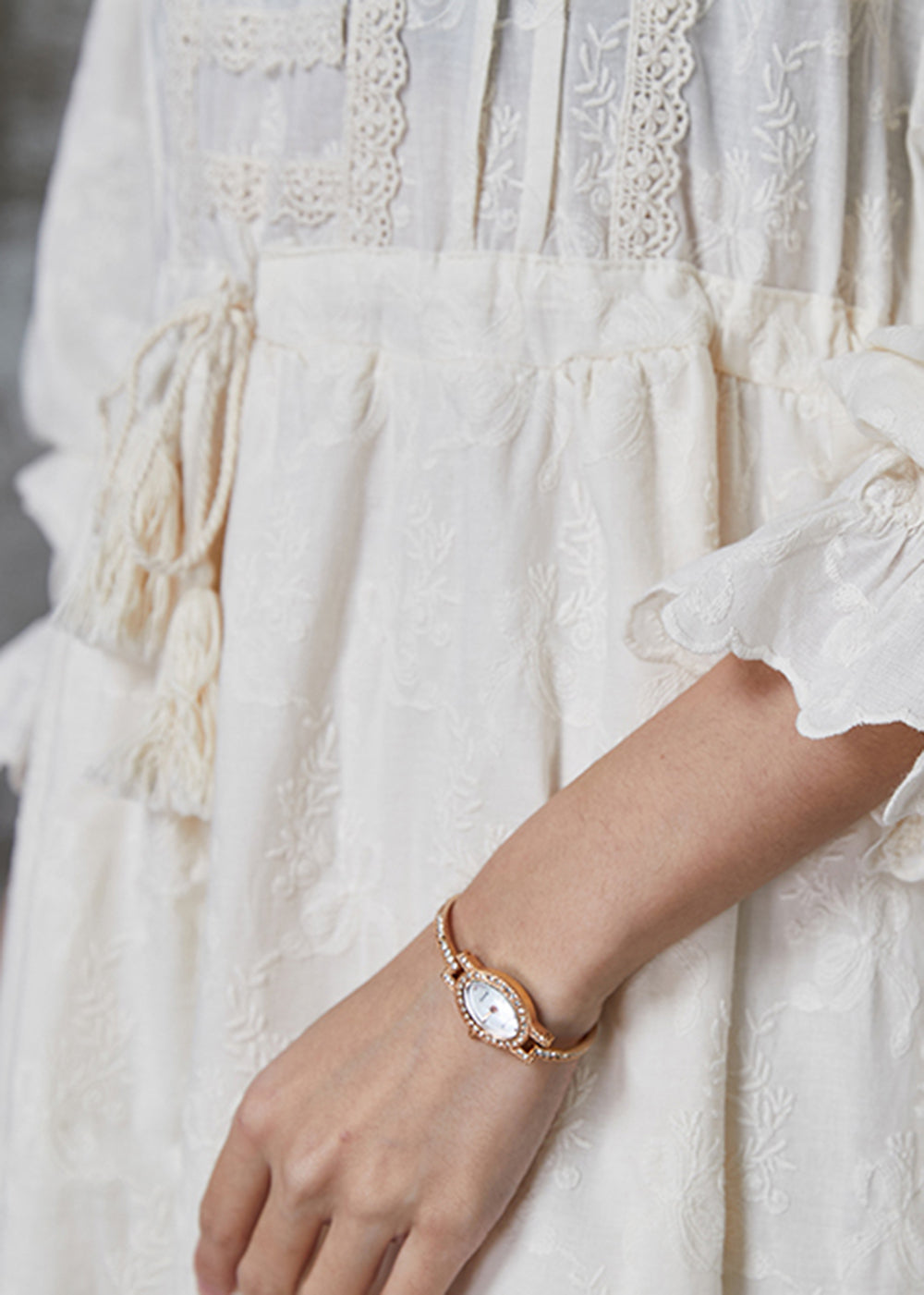 Beautifully Crafted Dress in a Classic Style