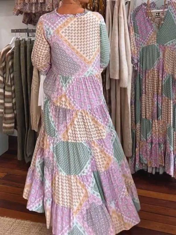 Classic Vintage Dress with a Flattering Fit
