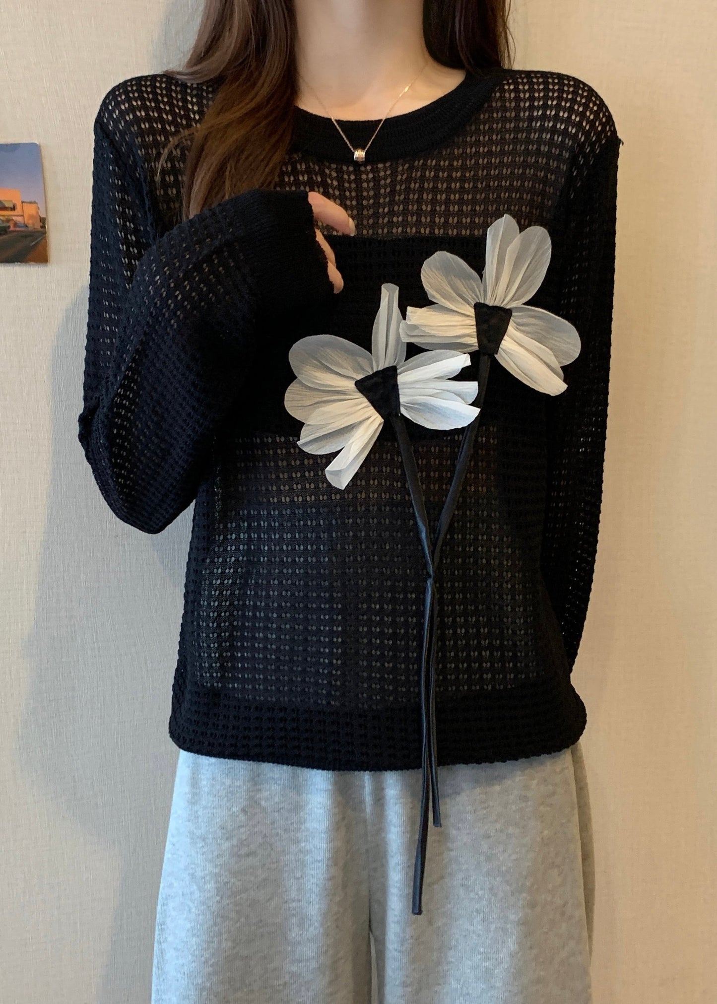 Effortlessly Elegant Top with a Timeless Design