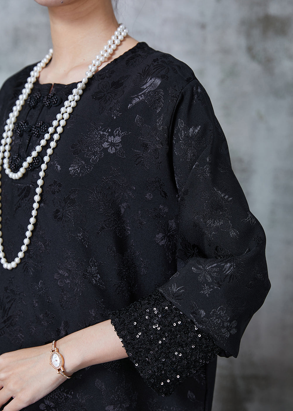 Classic Vintage Shirt with a Flattering Fit