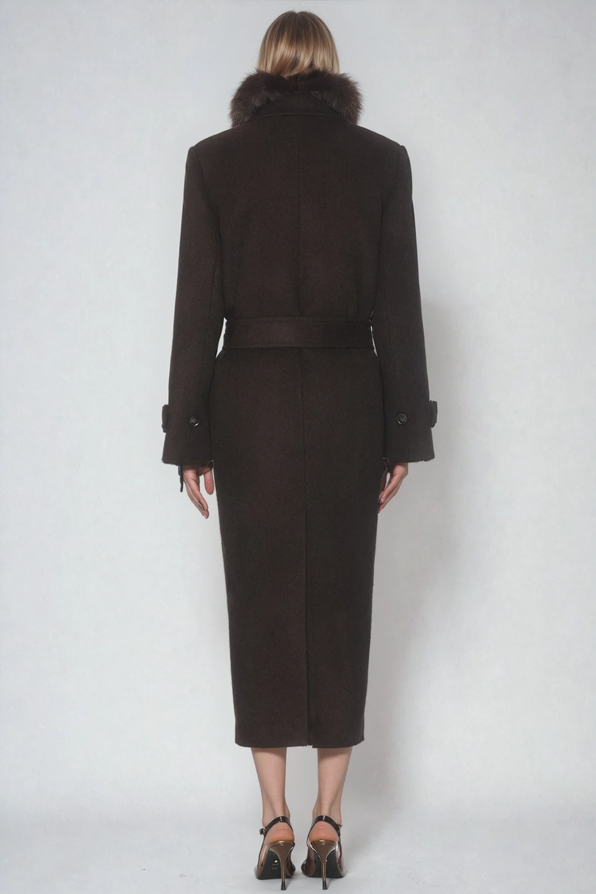 Sophisticated Coat with a Clean Classic Look