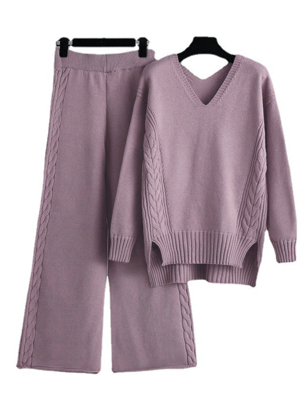 Effortlessly Elegant Sweater with a Timeless Design