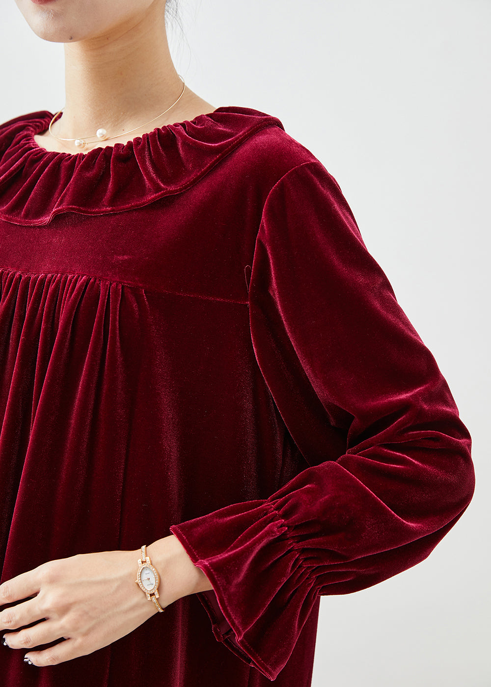 Gracefully Styled Dress for Any Occasion