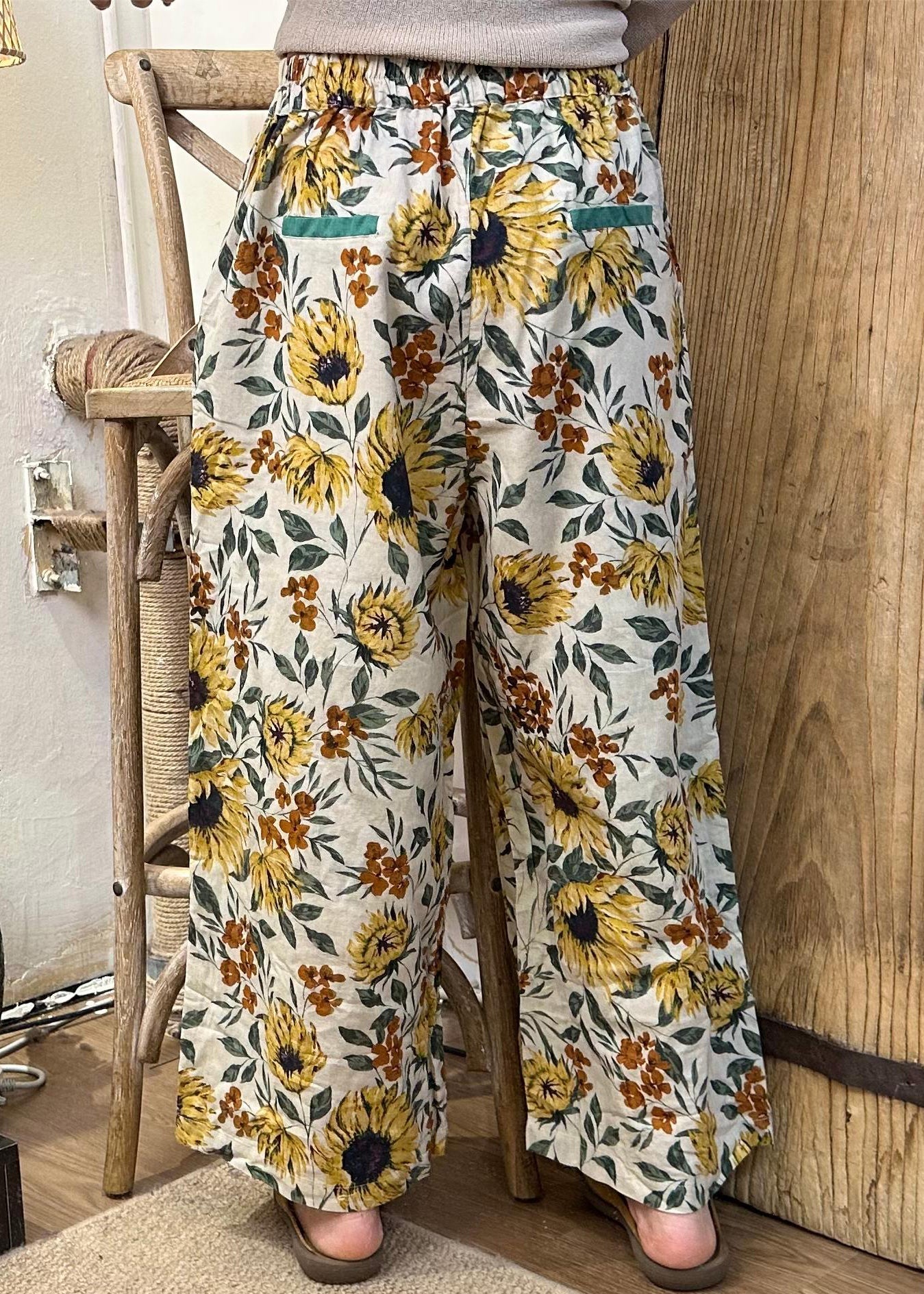 Beautifully Crafted Pants in a Classic Style
