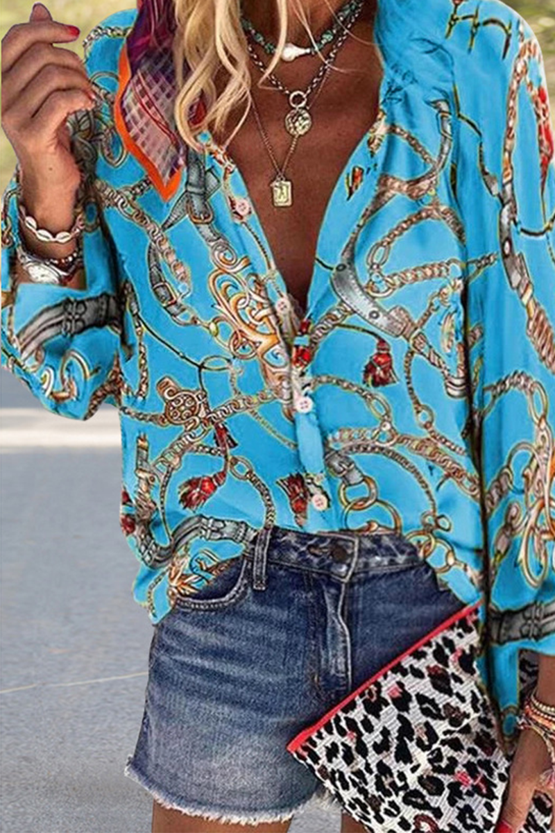 A Vintage Style Top with Delicate Timeless Details