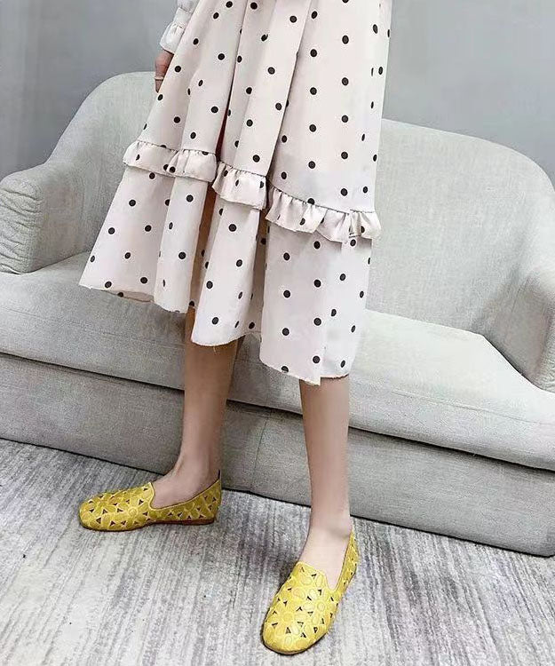 Effortlessly Elegant Garment with a Timeless Design