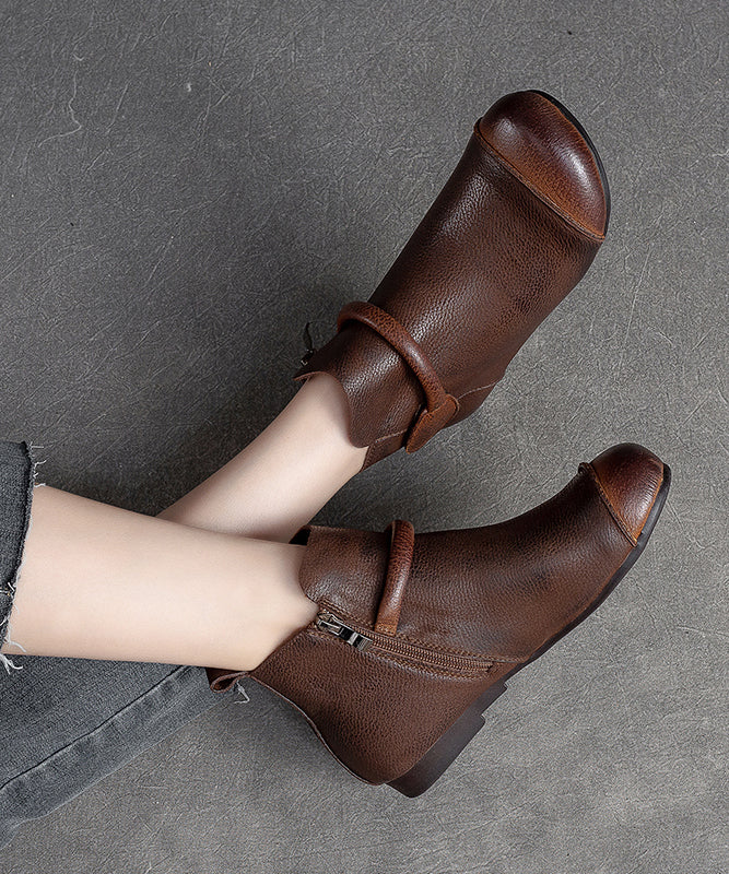 Elegantly Styled Boots for Everyday Wear