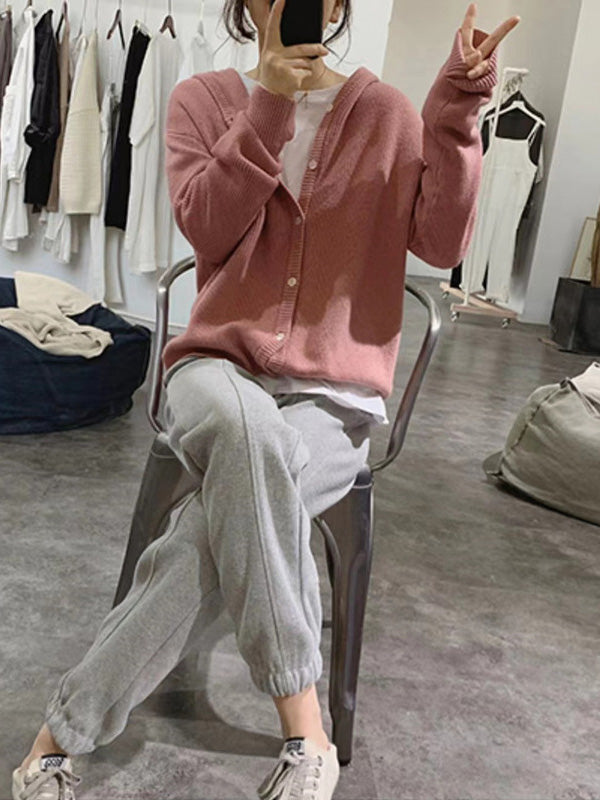 Well Tailored Cardigan with a Graceful Silhouette