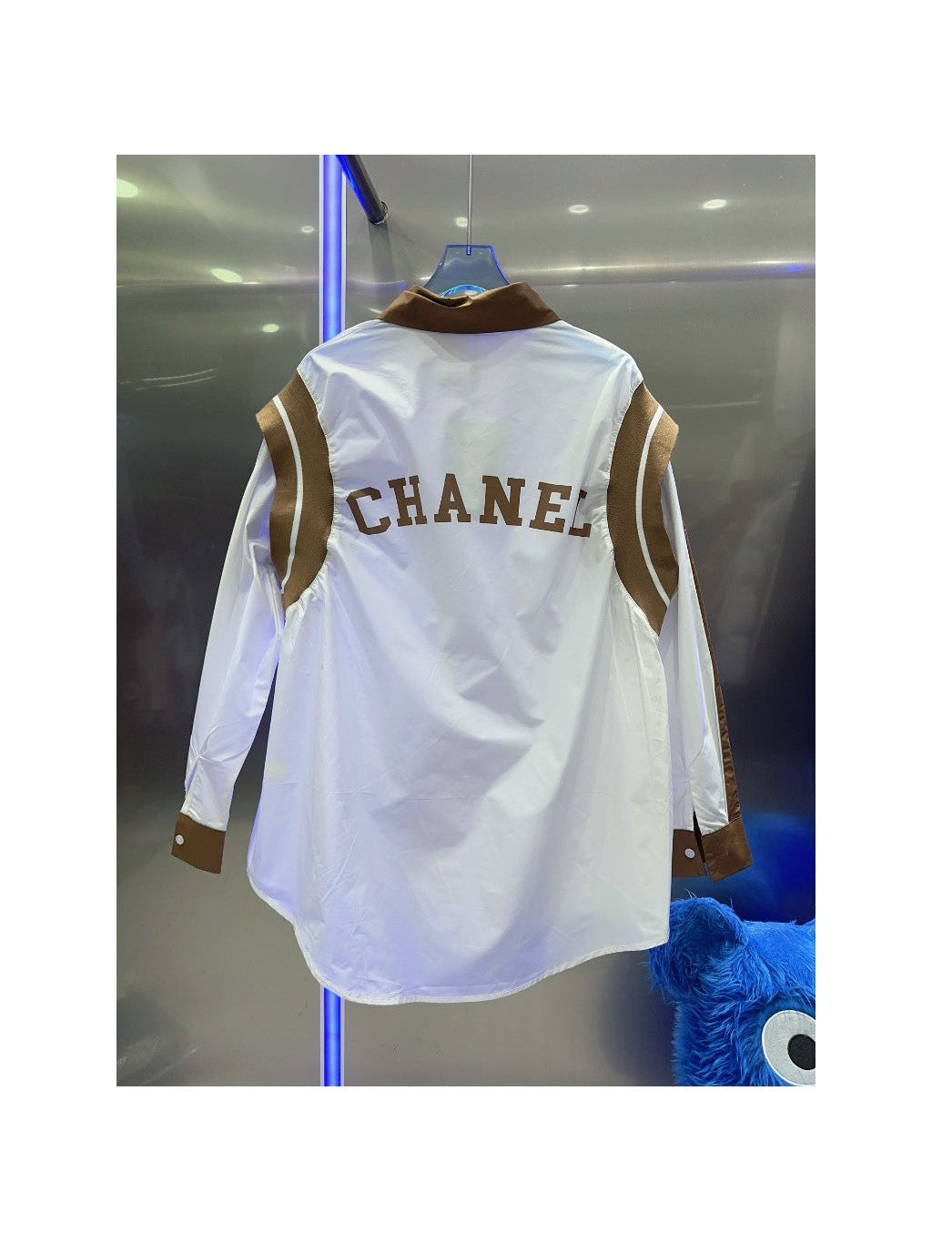 Beautifully Crafted Shirt in a Classic Style