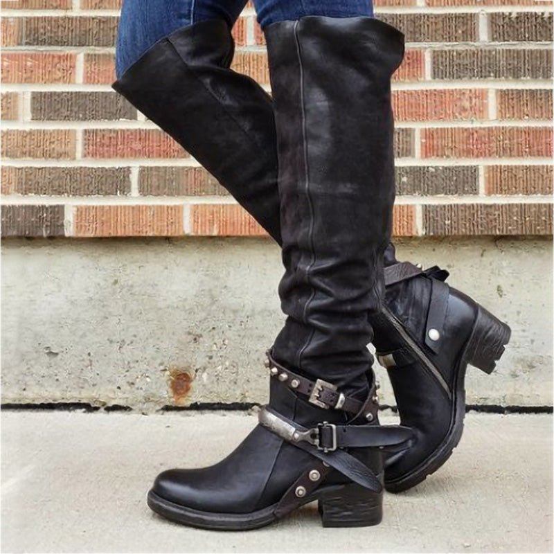Beautifully Finished Boots in a Timeless Design