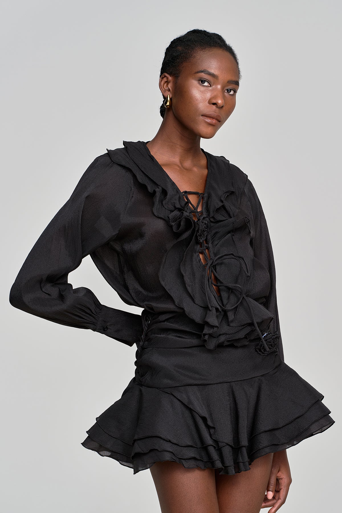 Effortlessly Elegant Garment with a Timeless Design