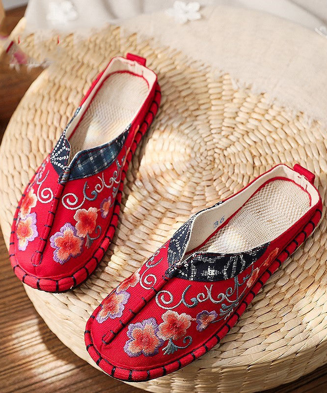 Beautifully Finished Sandals in a Timeless Design