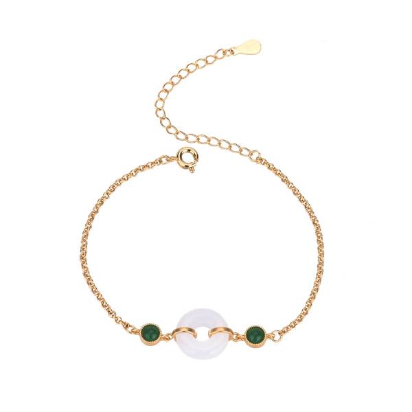 Beautifully Crafted Garment in a Classic Style