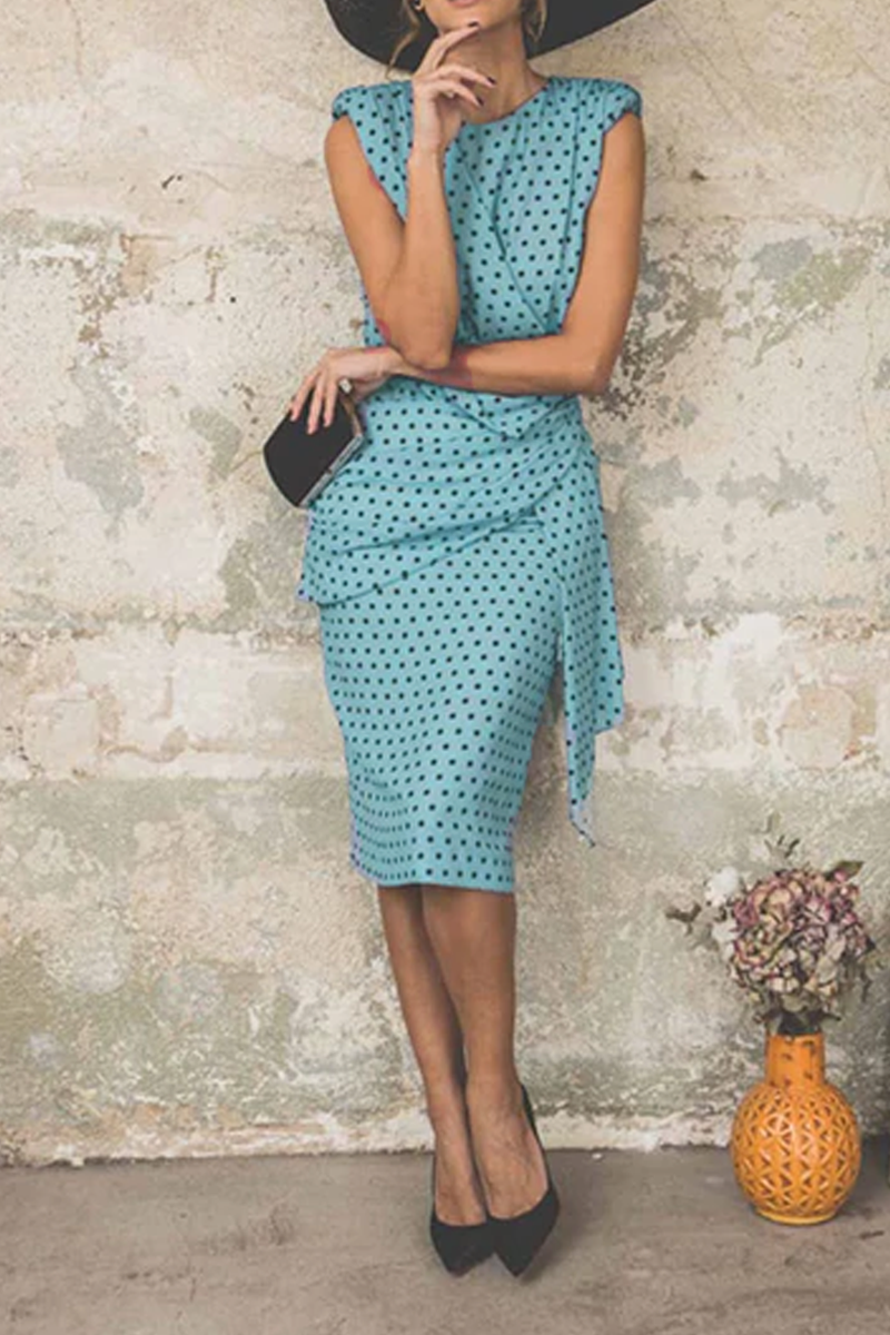 Classic Vintage & Enduringly Stylish Dress