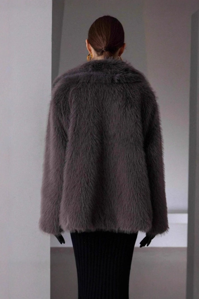 Beautifully Finished Coat in a Timeless Design