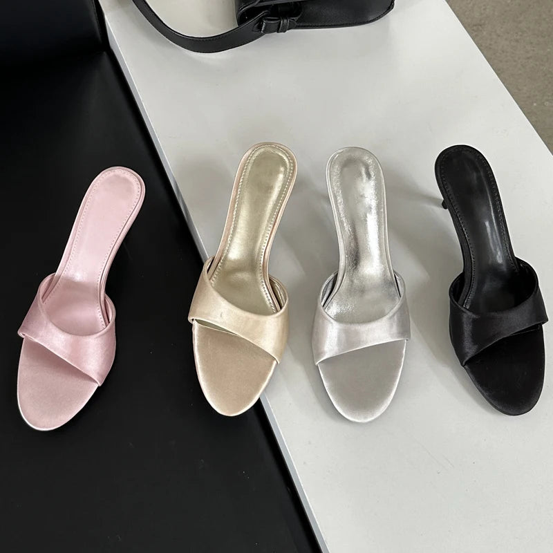 Polished Garment with an Effortless Classic Look