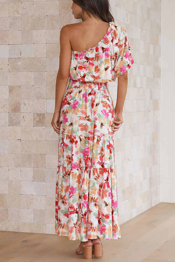 Effortlessly Elegant Garment with a Timeless Design