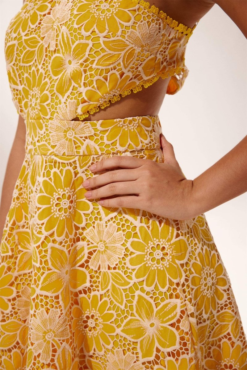 Beautifully Crafted Dress in a Classic Style