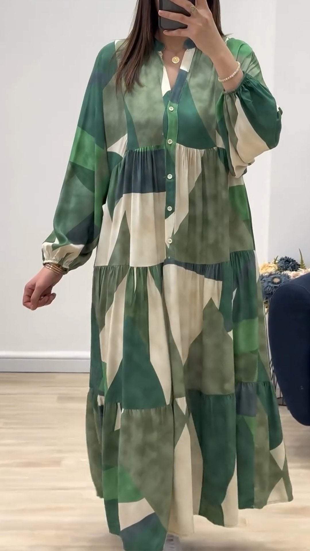 Sophisticated Dress with a Clean Classic Look