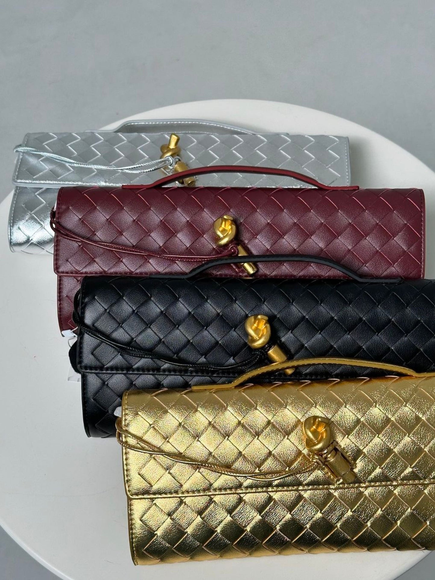 Elegantly Styled Bag for Everyday Wear