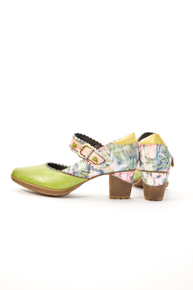 Classic Vintage & Enduringly Stylish Garment
