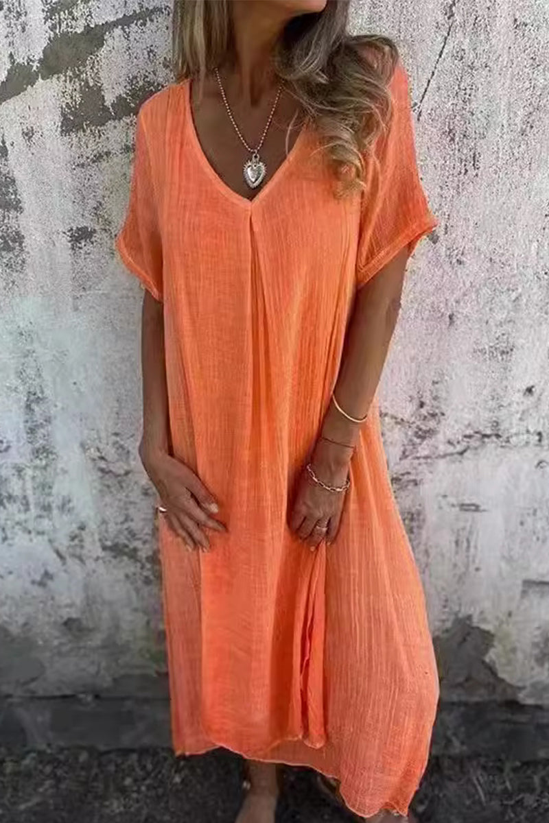 Well Tailored Dress with a Graceful Silhouette