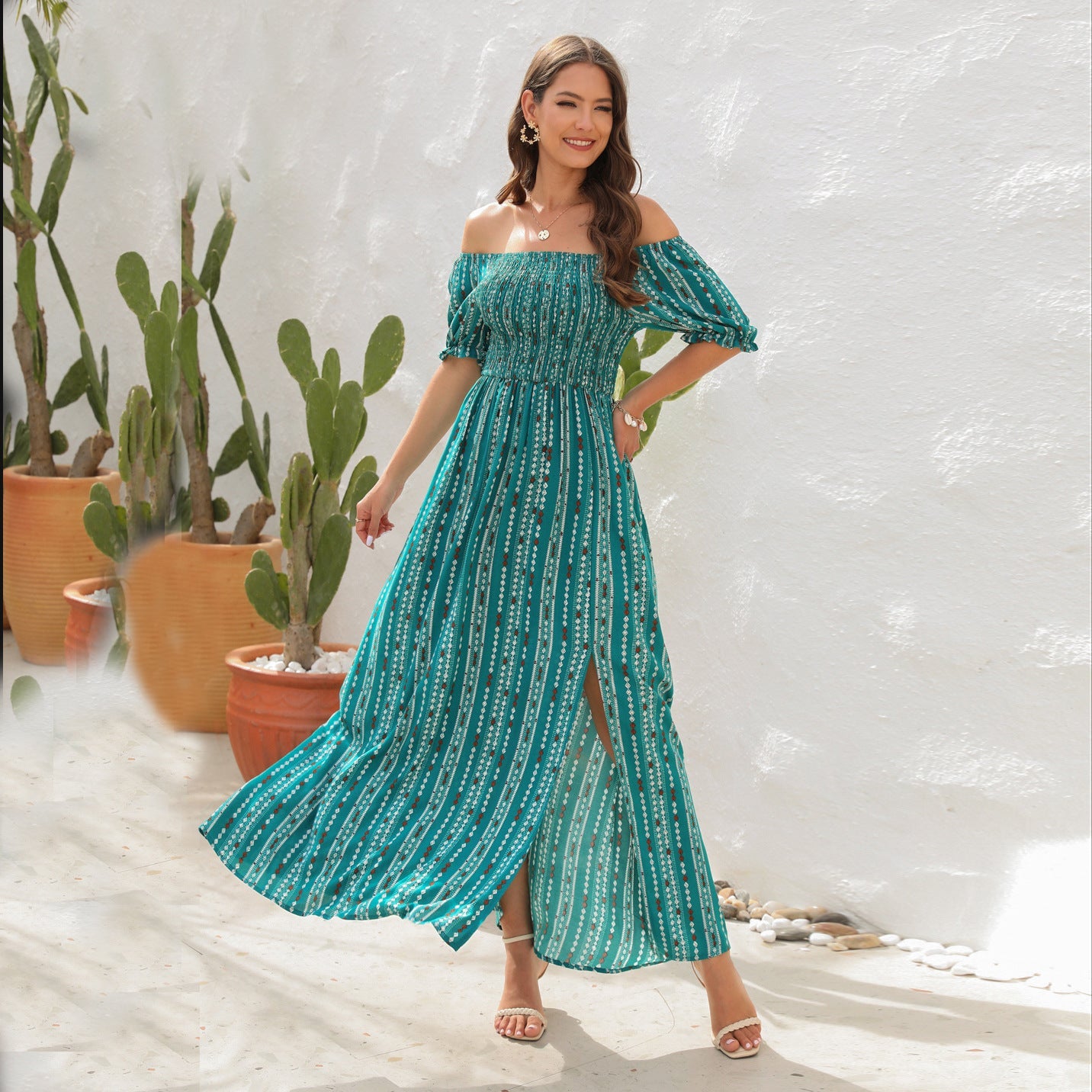 Classic Vintage Dress with a Flattering Fit