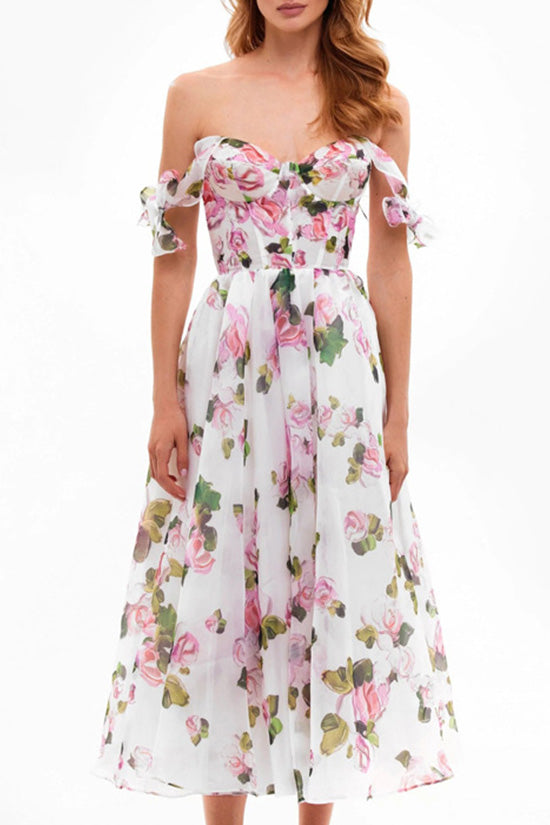 Classic Vintage & Enduringly Stylish Dress