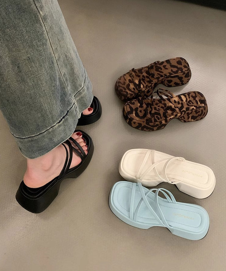 Well Tailored Sandals with a Graceful Silhouette