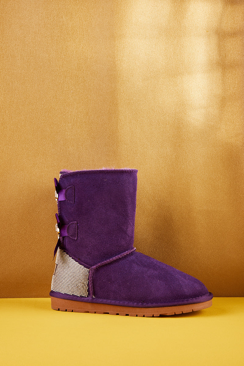 Polished Boots with an Effortless Classic Look